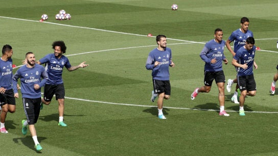 Los jugadores del Real Madrid se ejercitan en Valebebas
