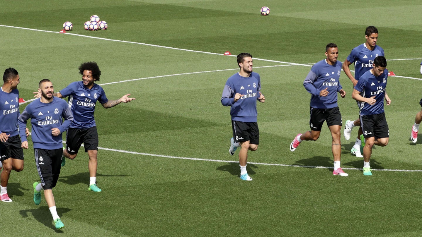 Los jugadores del Real Madrid se ejercitan en Valebebas