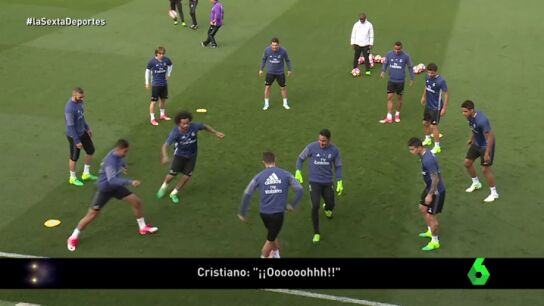 Frame 1.997511 de: &iexcl;Alucina! La nueva genialidad de Cristiano Ronaldo en el entrenamiento del Real Madrid