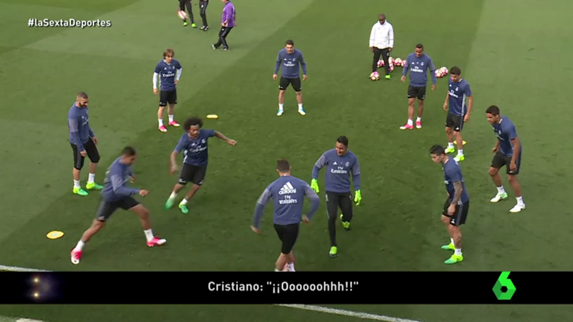 Frame 1.997511 de: ¡Alucina! La nueva genialidad de Cristiano Ronaldo en el entrenamiento del Real Madrid