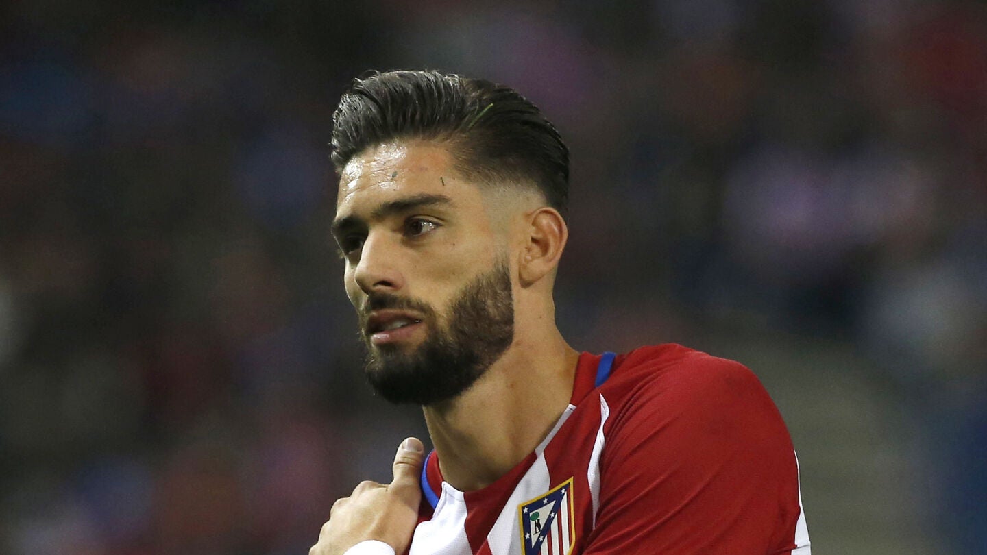 Carrasco se duele del hombro antes de retirarse