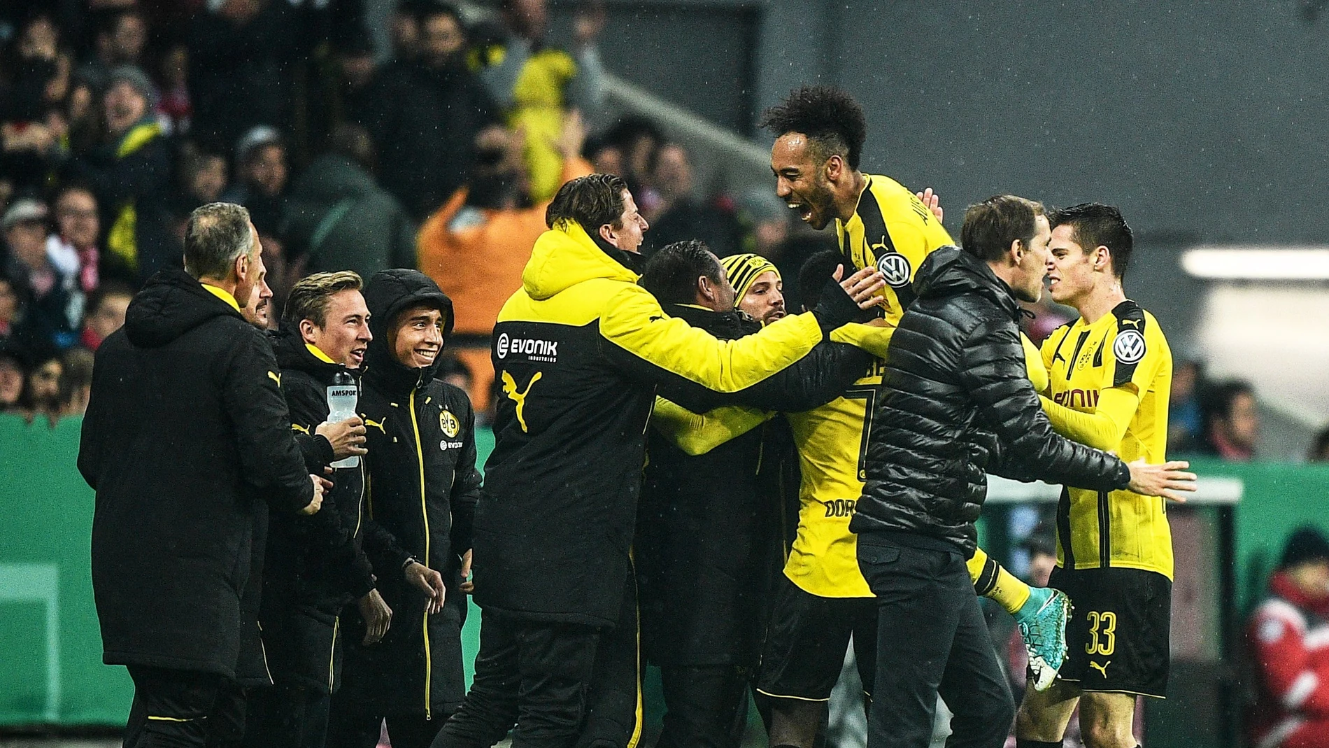 El Borussia Dortmund celebrando uno de los goles
