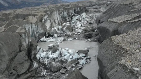 Imagen del río Slims, en Canadá, tras secarse Imagen del río Slims, en Canadá, tras secarse