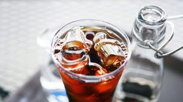 Las bebidas edulcoradas, peligrosas, según un estudio. 