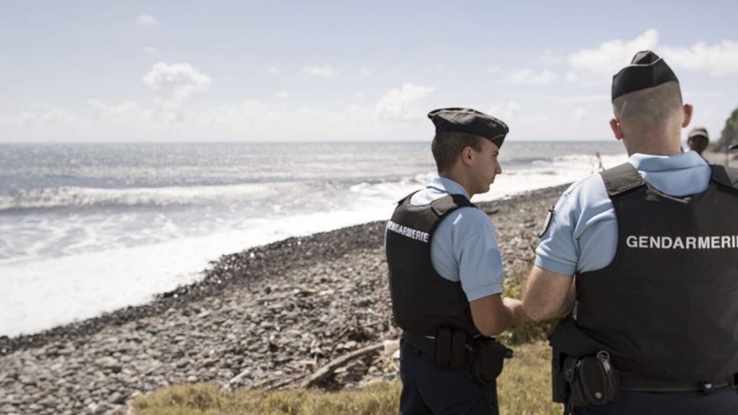 Imagen de archivo de varios gendarmes en Isla de Reuni&oacute;n