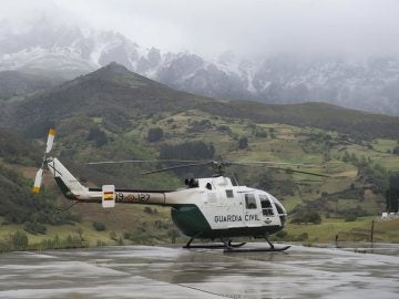 Helicóptero de la Guardia Civil (Archivo) Helicóptero de la Guardia Civil (Archivo)