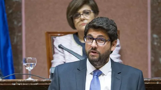 Fernando López Miras en el pleno de investidura Fernando López Miras en el pleno de investidura