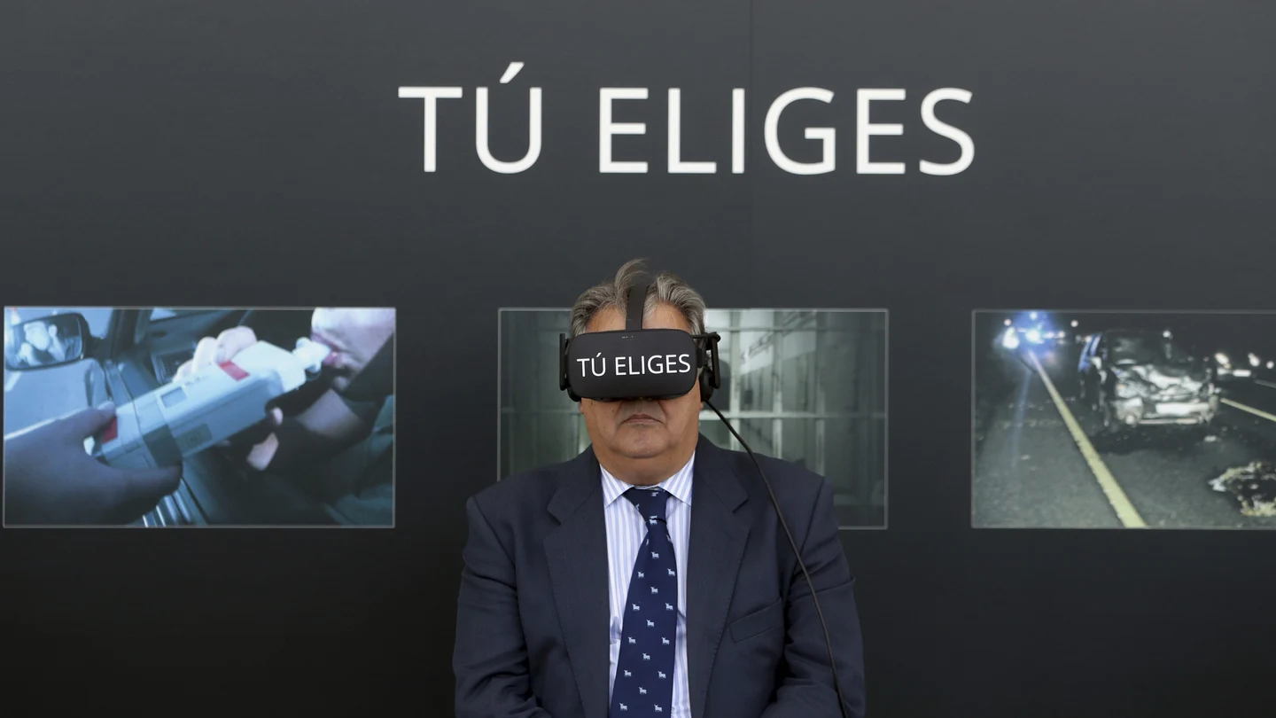 Zoido durante la presentación de la nueva campaña de la DGT Zoido durante la presentación de la nueva campaña de la DGT