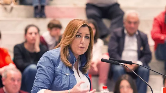 Susana Díaz ante los medios Susana Díaz ante los medios