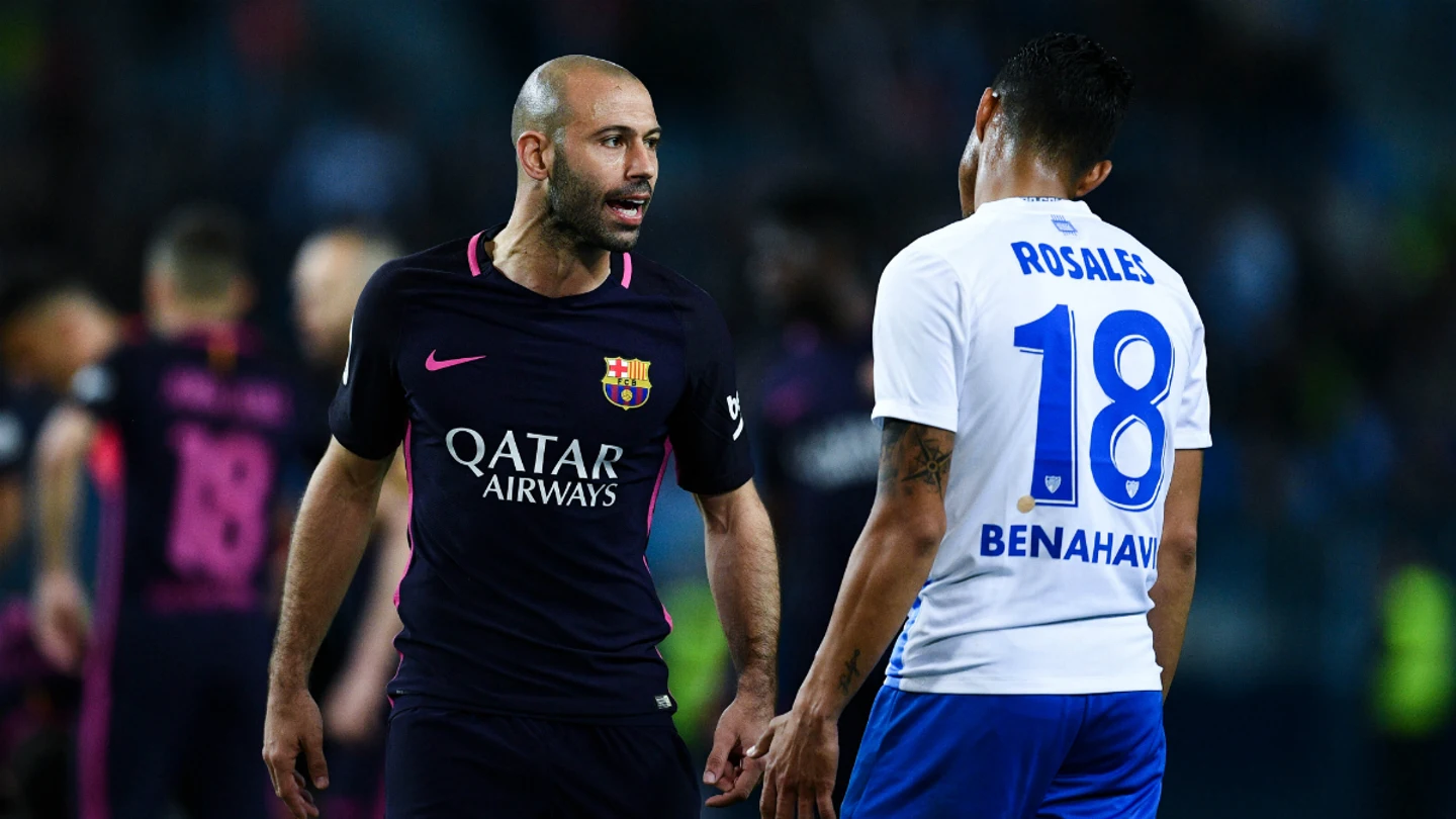 Mascherano se enfrenta a Rosales Mascherano se enfrenta a Rosales
