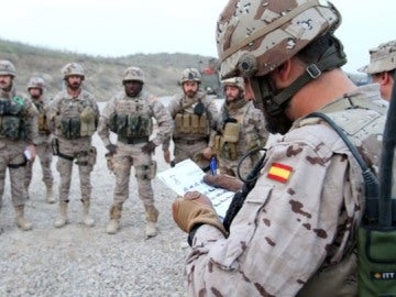 Miembros del Ejército español Miembros del Ejército español