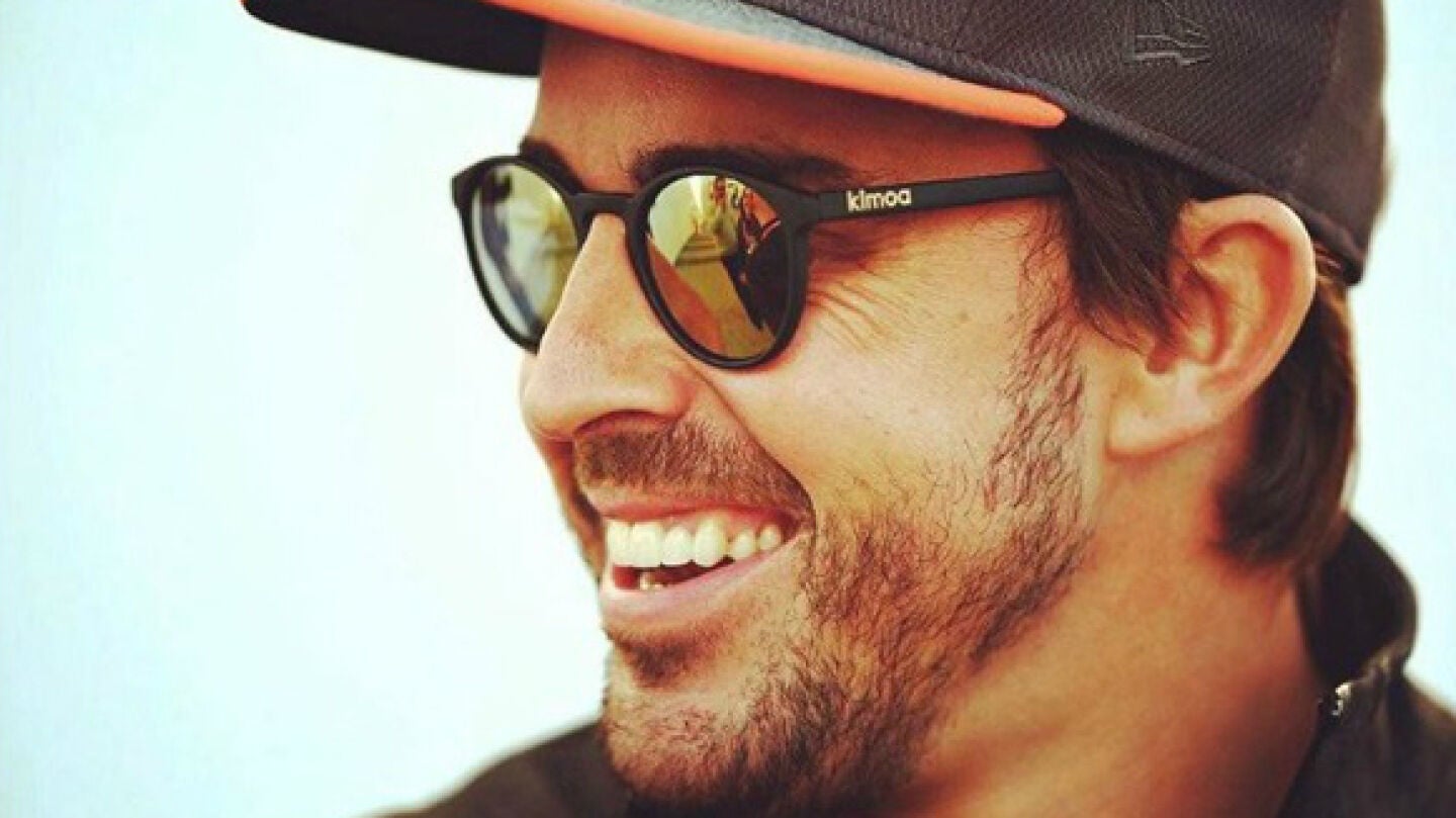 Alonso, sonriente