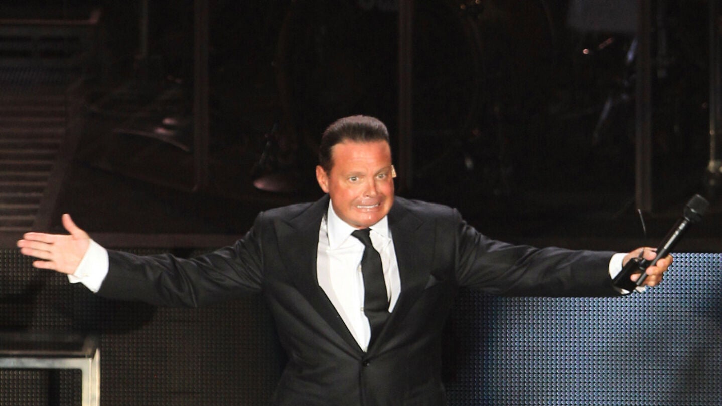 El cantante Luis Miguel
