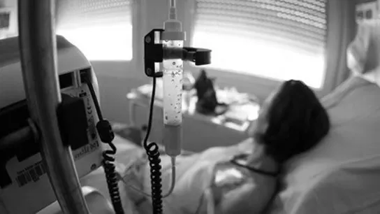 Imagen de archivo de una persona hospitalizada Imagen de archivo de una persona hospitalizada
