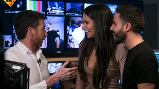 Cristina Pedroche descubre todo lo que no se ve en la tele 'Dentro de' 'El Hormiguero 3.0' Cristina Pedroche descubre todo lo que no se ve en la tele 'Dentro de' 'El Hormiguero 3.0'