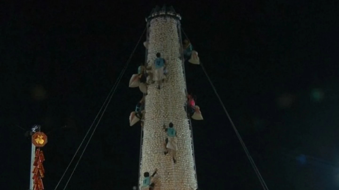 La 'fiesta del bollo' atrae a más de 50.000 personas en China CAPTA LA ATENCIÓN DE LOCALES Y TURISTAS
