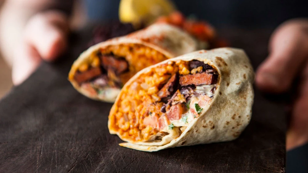 Pol&eacute;mica 'paella burrito'