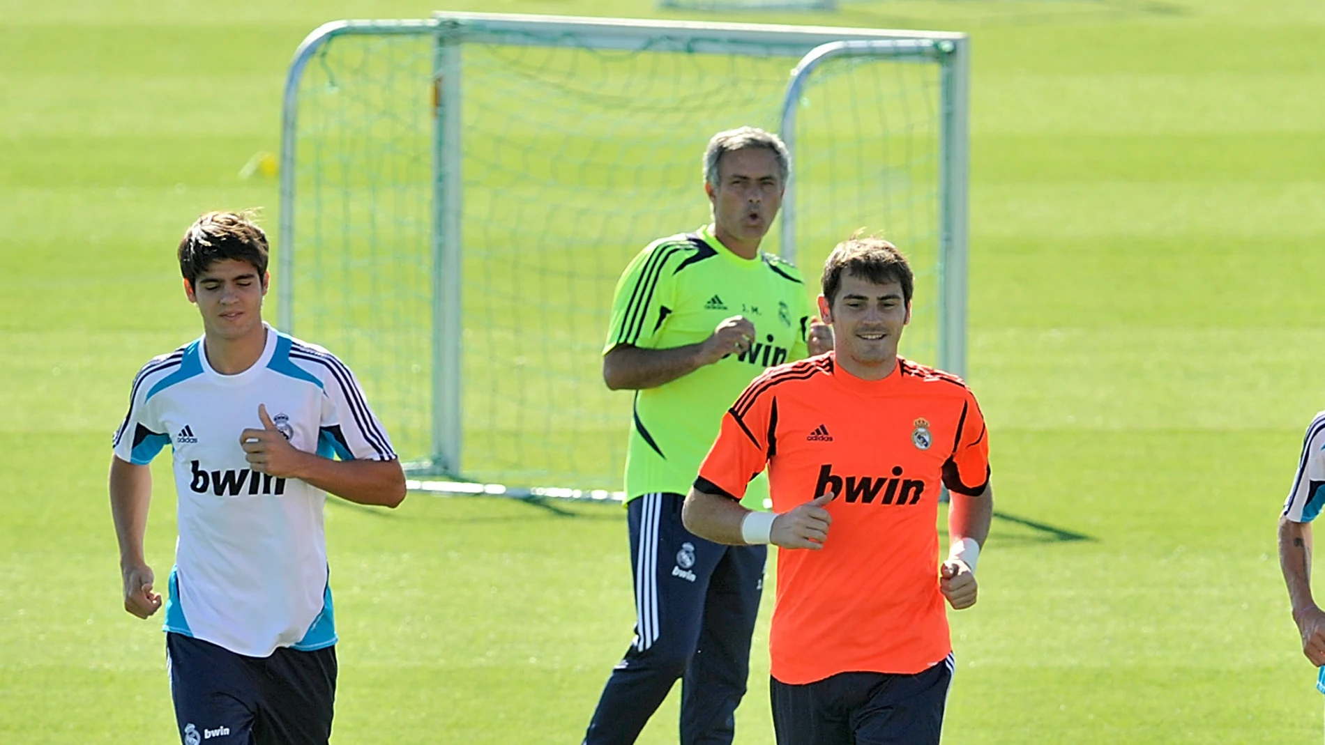 Mourinho, Morata y Casillas en un entrenamiento con el Madrid