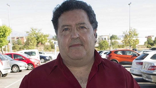 Un granadino busca a su hermano gemelo de quien fue separado al nacer Un granadino busca a su hermano gemelo de quien fue separado al nacer
