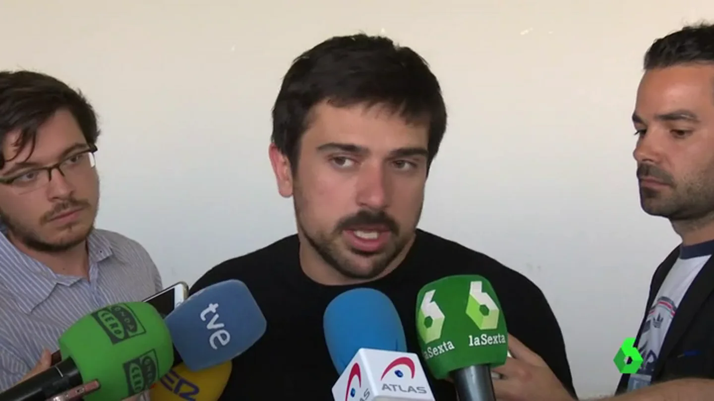 Espinar en unas declaraciones ante los periodistas Espinar en unas declaraciones ante los periodistas