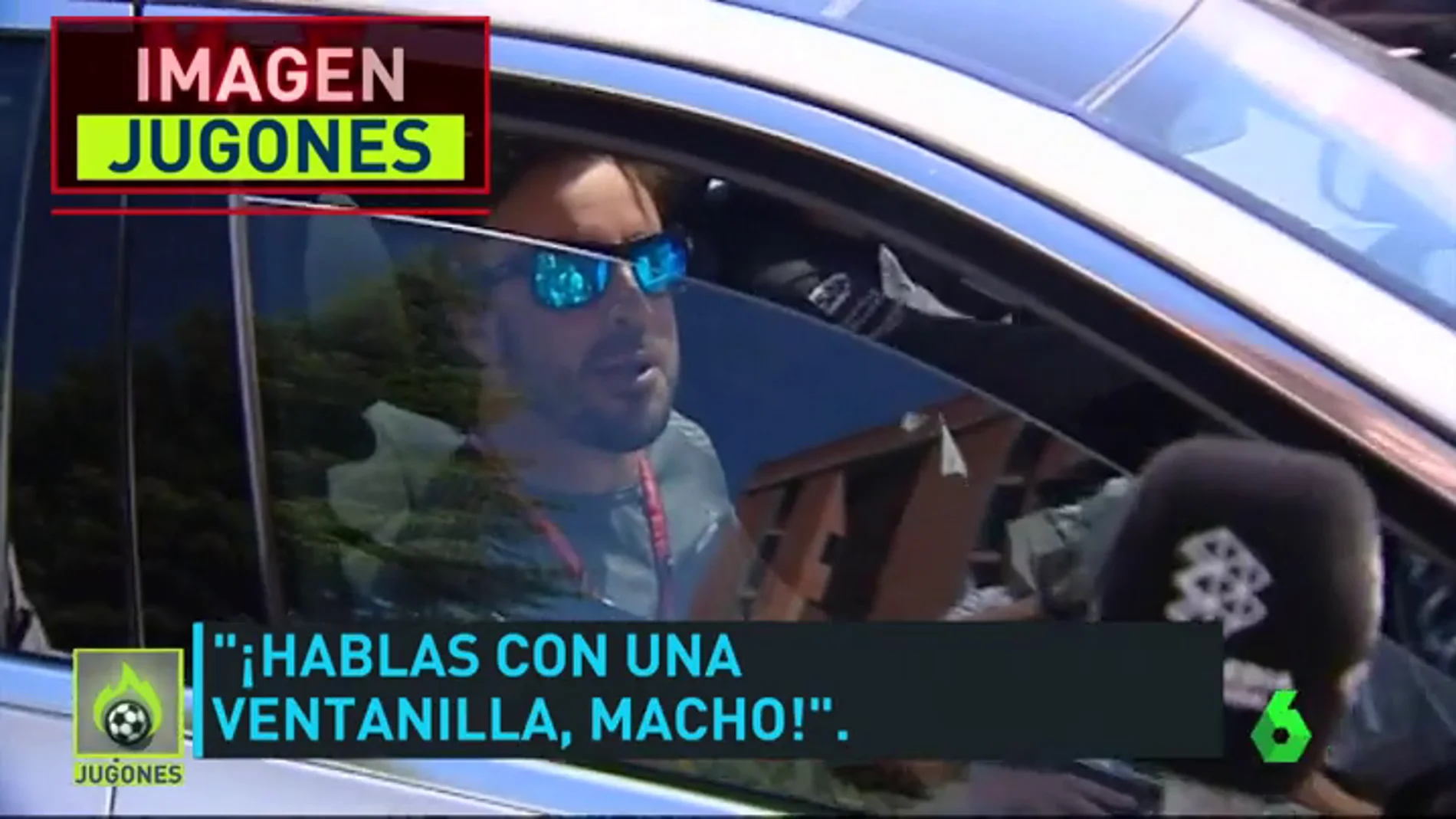 Frame 55.509242 de: Fernando Alonso, tras ser cazado jugando al pádel: "¡Hablas con una ventanilla, macho!"