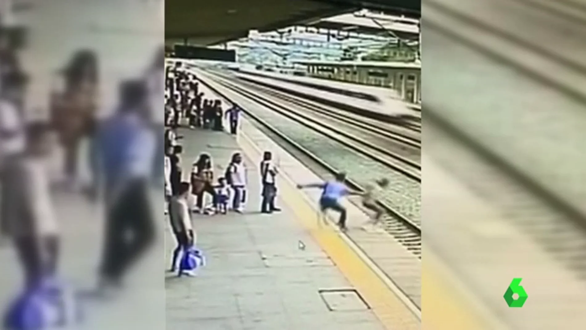 Logran salvar a una mujer que quería suicidarse tirandose a las vías del tren