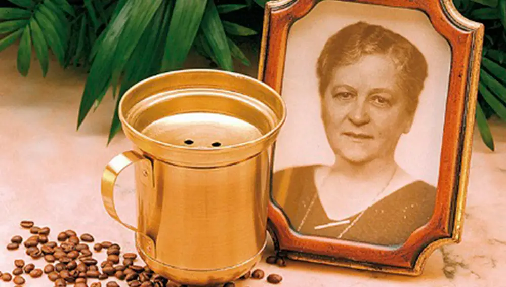 Melitta Benz, inventora del filtro de café