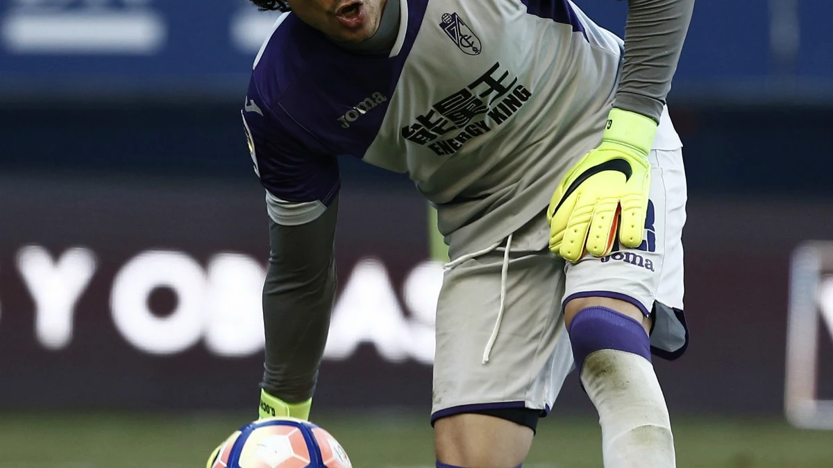 Ochoa, en un partido con el Granada