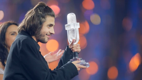 Salvador Sobral, ganador de Eurovisión 2017 El representante de Portugal gana el Festival de Eurovisión