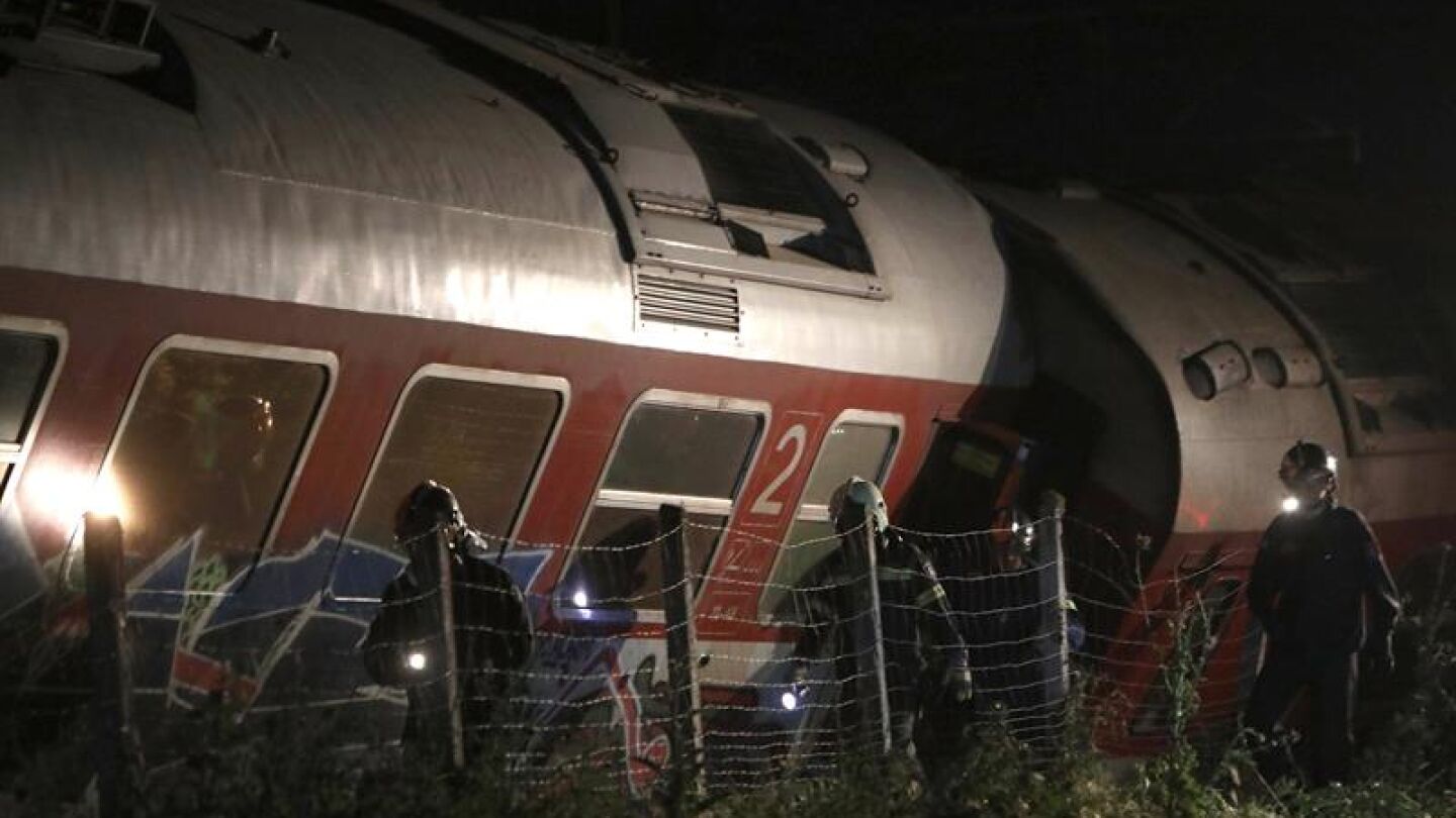 Tren descarrilado en Grecia