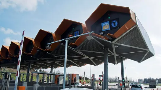 Una autopista Abertis en Girona Una autopista Abertis en Girona