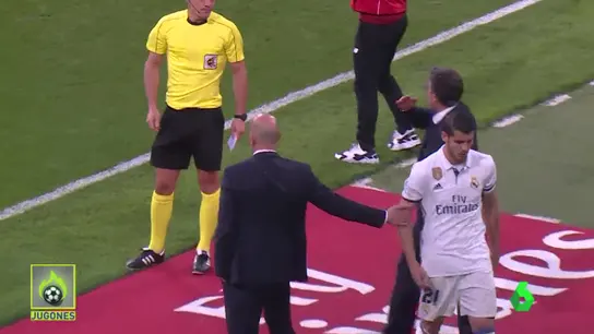 Morata le niega el saludo a Zidane durante el partido contra el Sevilla Morata le niega el saludo a Zidane durante el partido contra el Sevilla