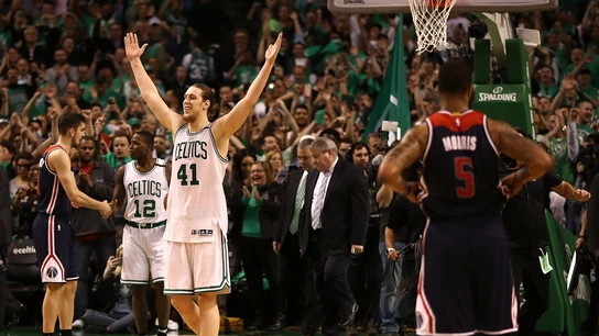 Kelly Olynyk celebra la victoria ante los Wizards Kelly Olynyk celebra la victoria ante los Wizards