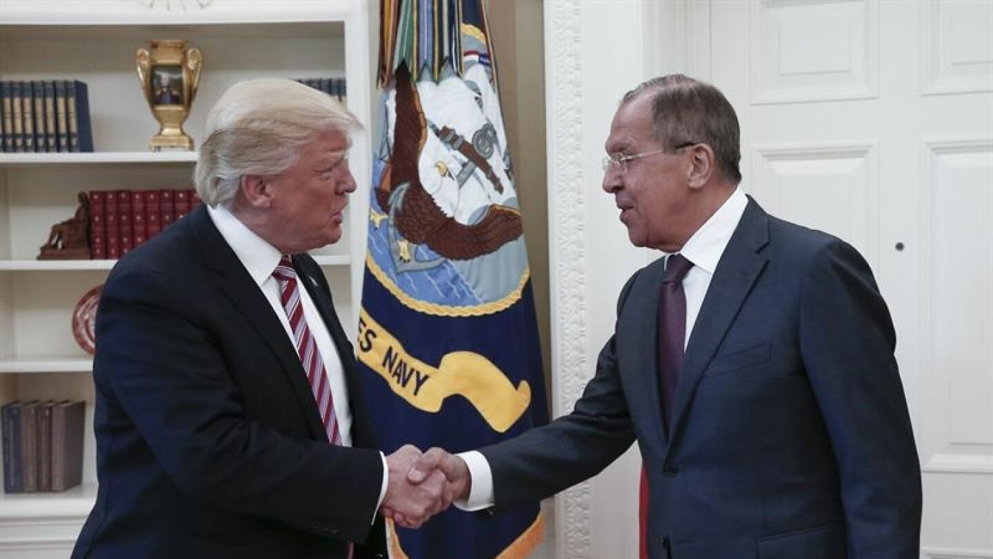 Donald Trump y Segu&eacute;i Lavrov, en su encuentro en la Casa Blanca