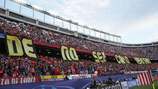 Una de las gradas del Vicente Calderón en el Atlético de Madrid-Real Madrid Una de las gradas del Vicente Calderón en el Atlético de Madrid-Real Madrid