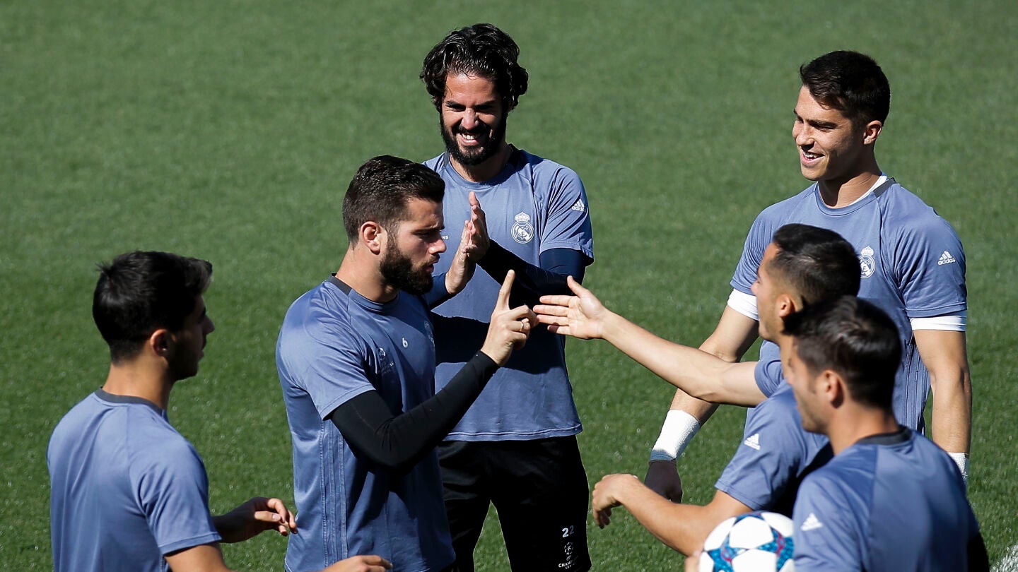 Nacho Fern&aacute;ndez, en un entrenamiento del Real Madrid
