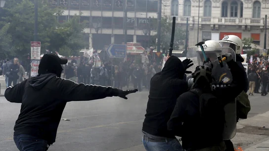 Disturbios en Grecia durante la huelga general Disturbios en Grecia durante la huelga general