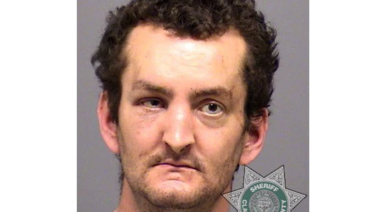 Joshua Lee, el hombre detenido por asesinar a su madre en Oregon Joshua Lee, el hombre detenido por asesinar a su madre en Oregon