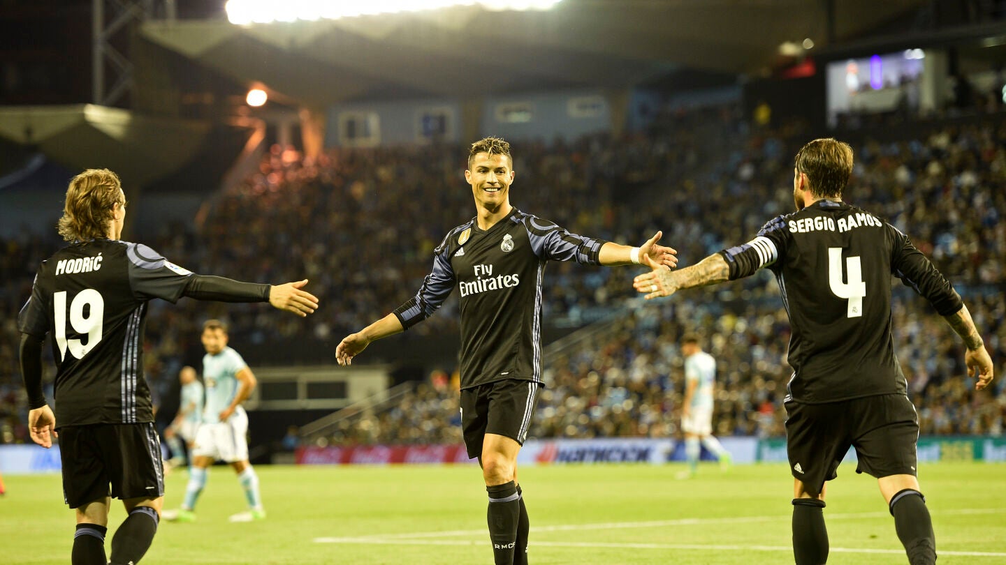 Cristiano Ronaldo celebra un gol en Bala&iacute;dos ante el Celta