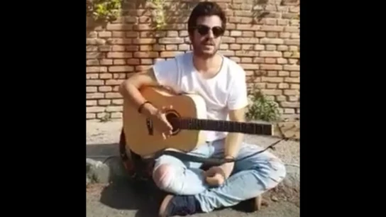 Willy Bárcenas, cantante de Taburete Willy Bárcenas, cantante de Taburete