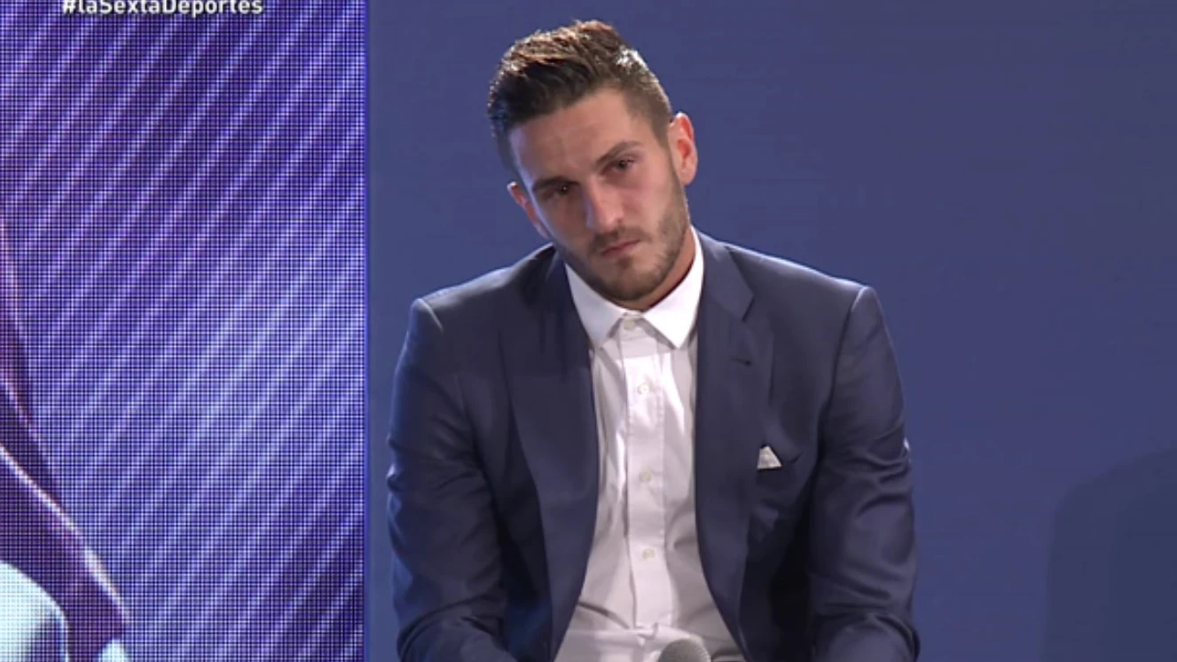 Koke Resurrecci&oacute;n durante su renovaci&oacute;n con el Atl&eacute;tico