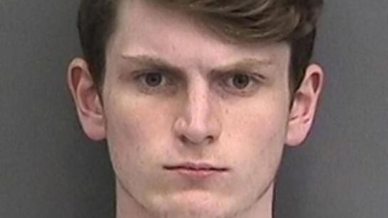 Devon Arthurs, el joven que asesin&oacute; a sus dos compa&ntilde;eros de piso