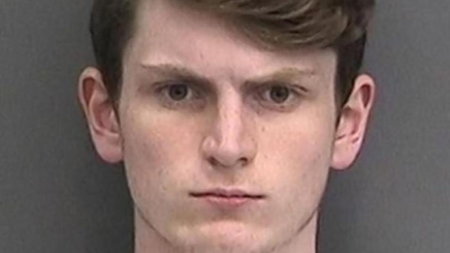 Devon Arthurs, el joven que asesin&oacute; a sus dos compa&ntilde;eros de piso