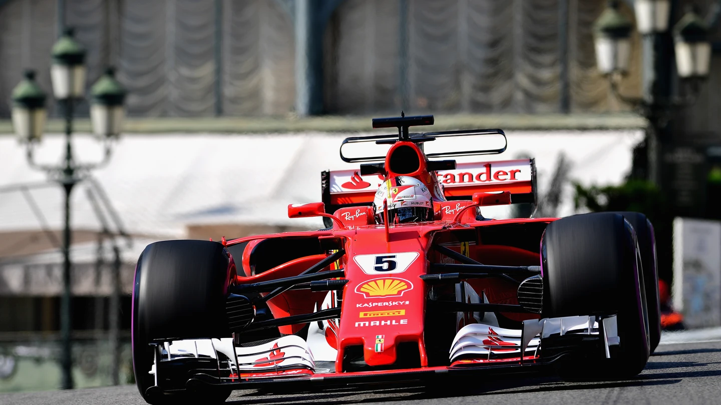Sebastian Vettel, rodando por las calles de Mónaco Sebastian Vettel, rodando por las calles de Mónaco