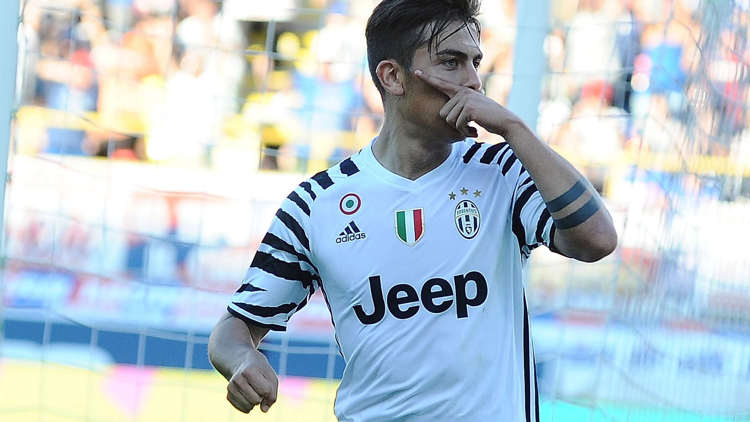 Dybala celebra su gol ante el Bolonia