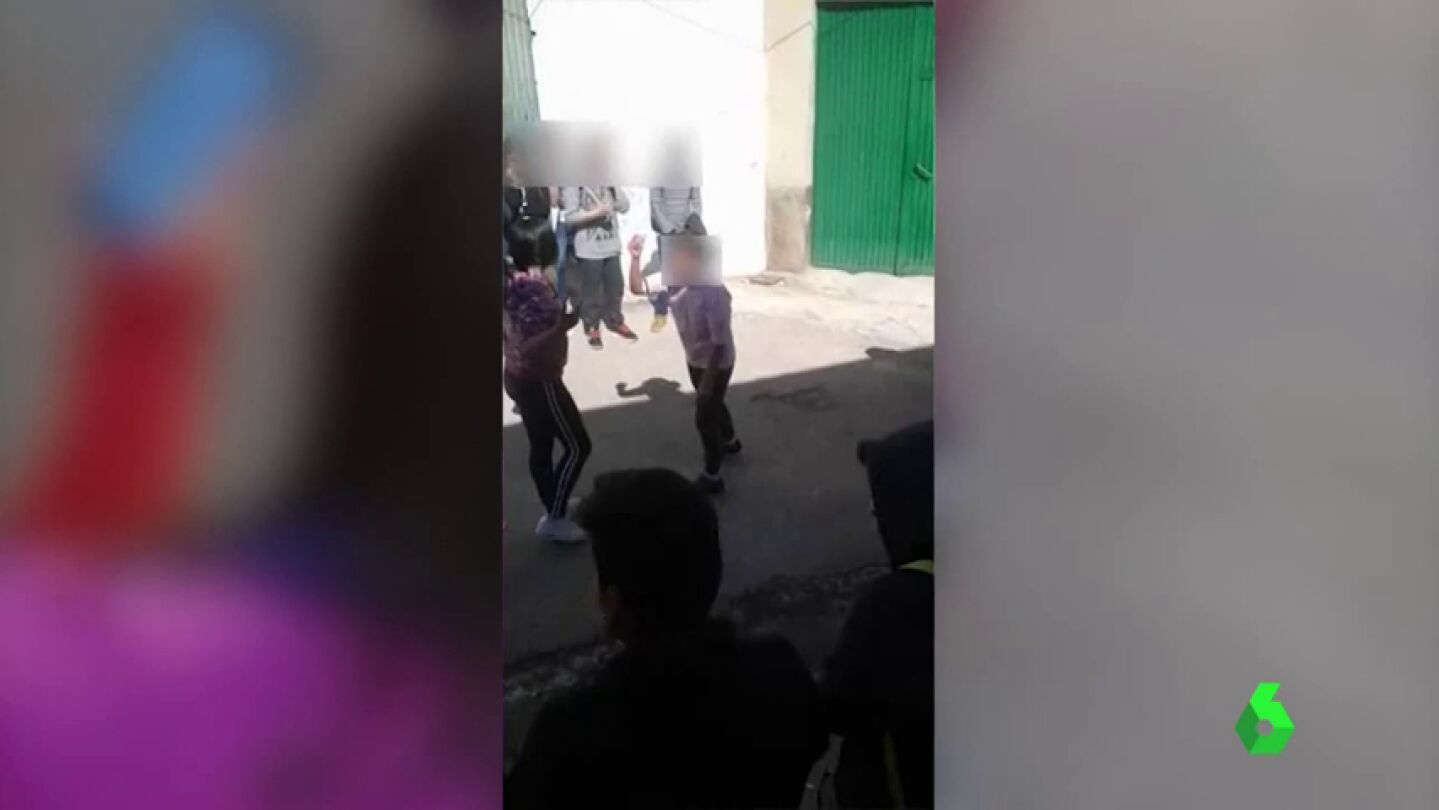 Frame 0.0 de: Detienen a siete menores por grabar y difundir peleas entre estudiantes organizadas