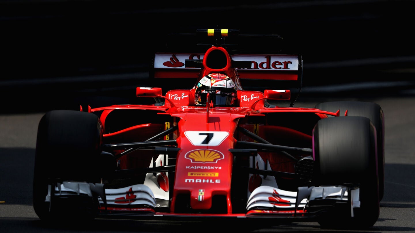 Kimi Raikkonen rueda en el GP de M&oacute;naco