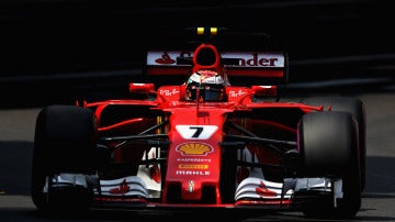 Kimi Raikkonen rueda en el GP de Mónaco