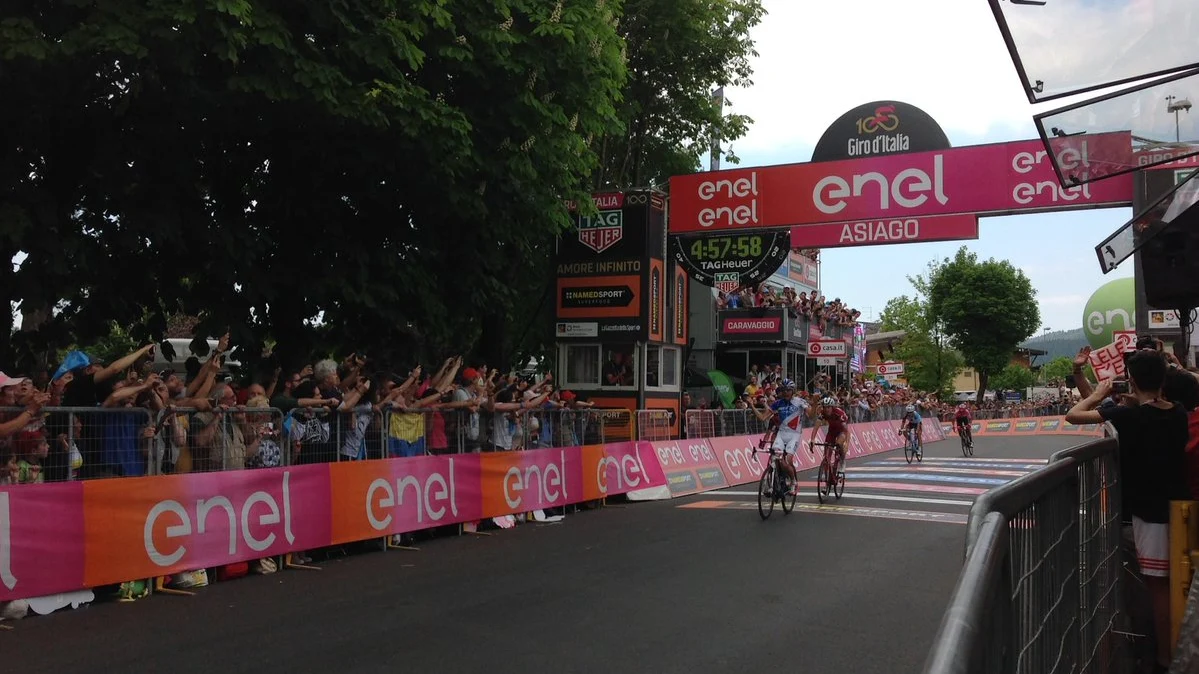 Pinot llega en primera posici&oacute;n a la etapa 20