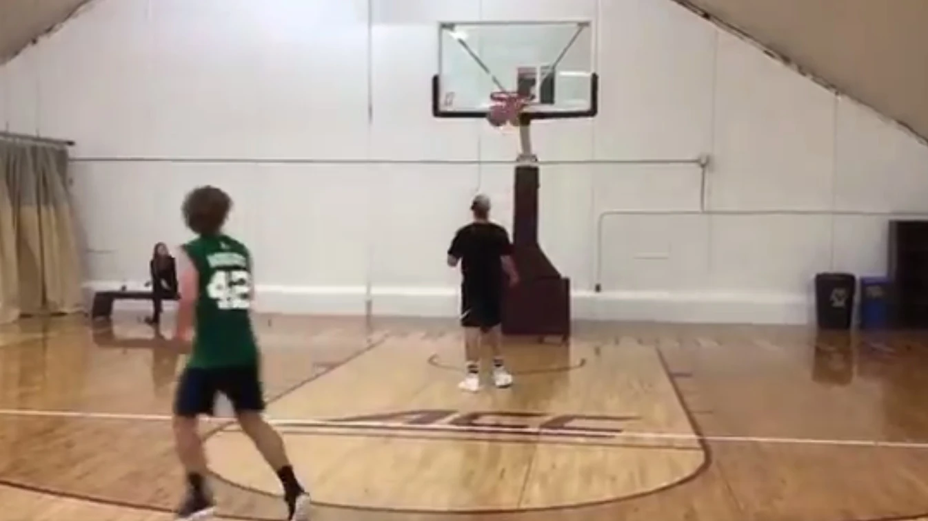 Griezmann 'clava' un triple